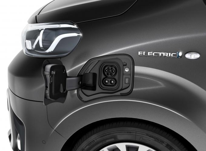 toyota-proace-electric-moveco-1