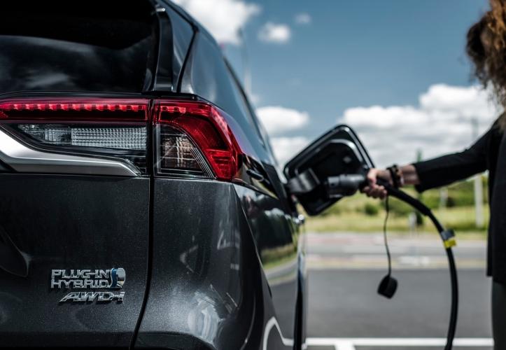 toyota-rav4-plug-in-moveco-7-