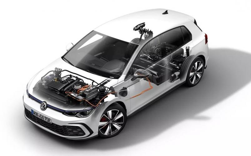 volkswagen-golf-ehybrid-moveco-15