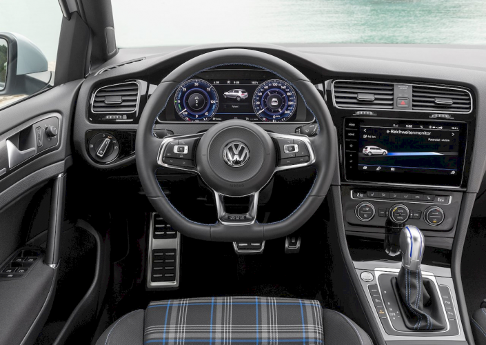 volkswagen-golf-gte-2019-gte-hibrido-enchufable-2020-8-moveco