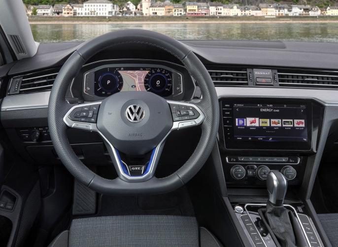 volkswagen-passat-variant-gte-passat-variant-moveco-16