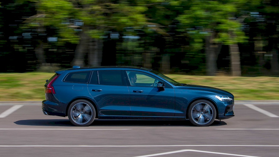 volvo-v60-recharge-hibrido-enchufable-8-moveco