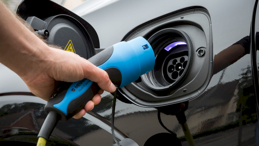 volvo-xc60-recharge-hibrido-enchufable-23-moveco