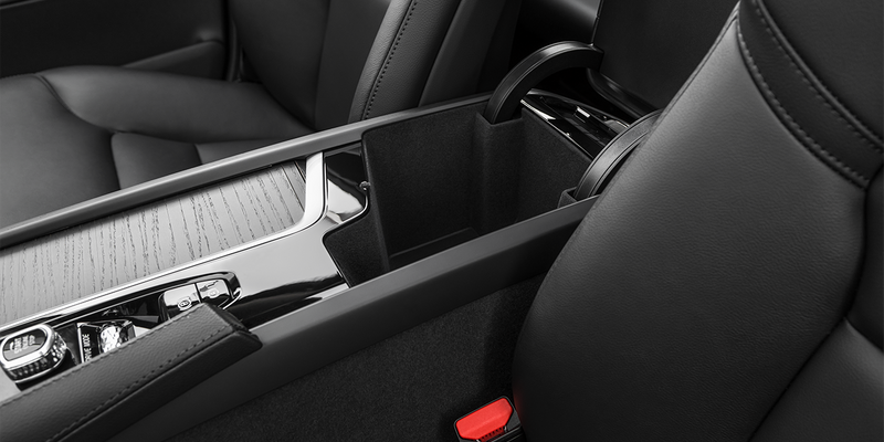 volvo-xc90-recharge-hibrido-enchufable-15-moveco