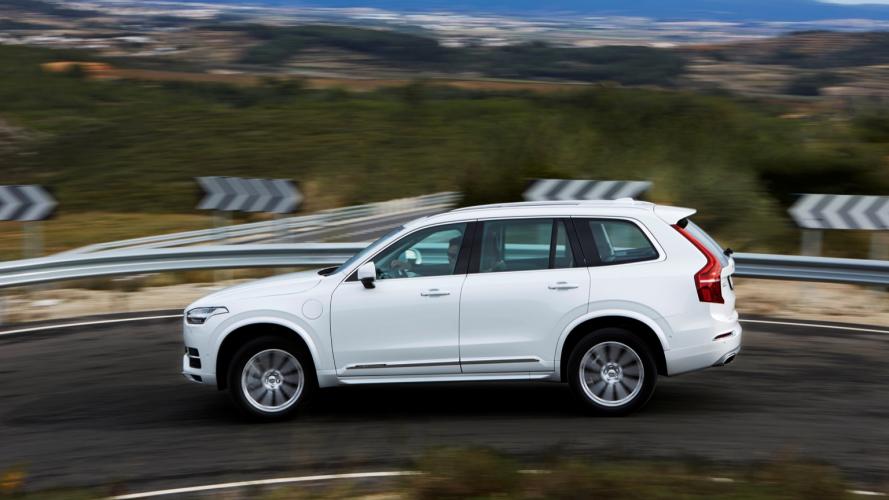 volvo-xc90-t8-recharge-awd-xc-90-05@2x