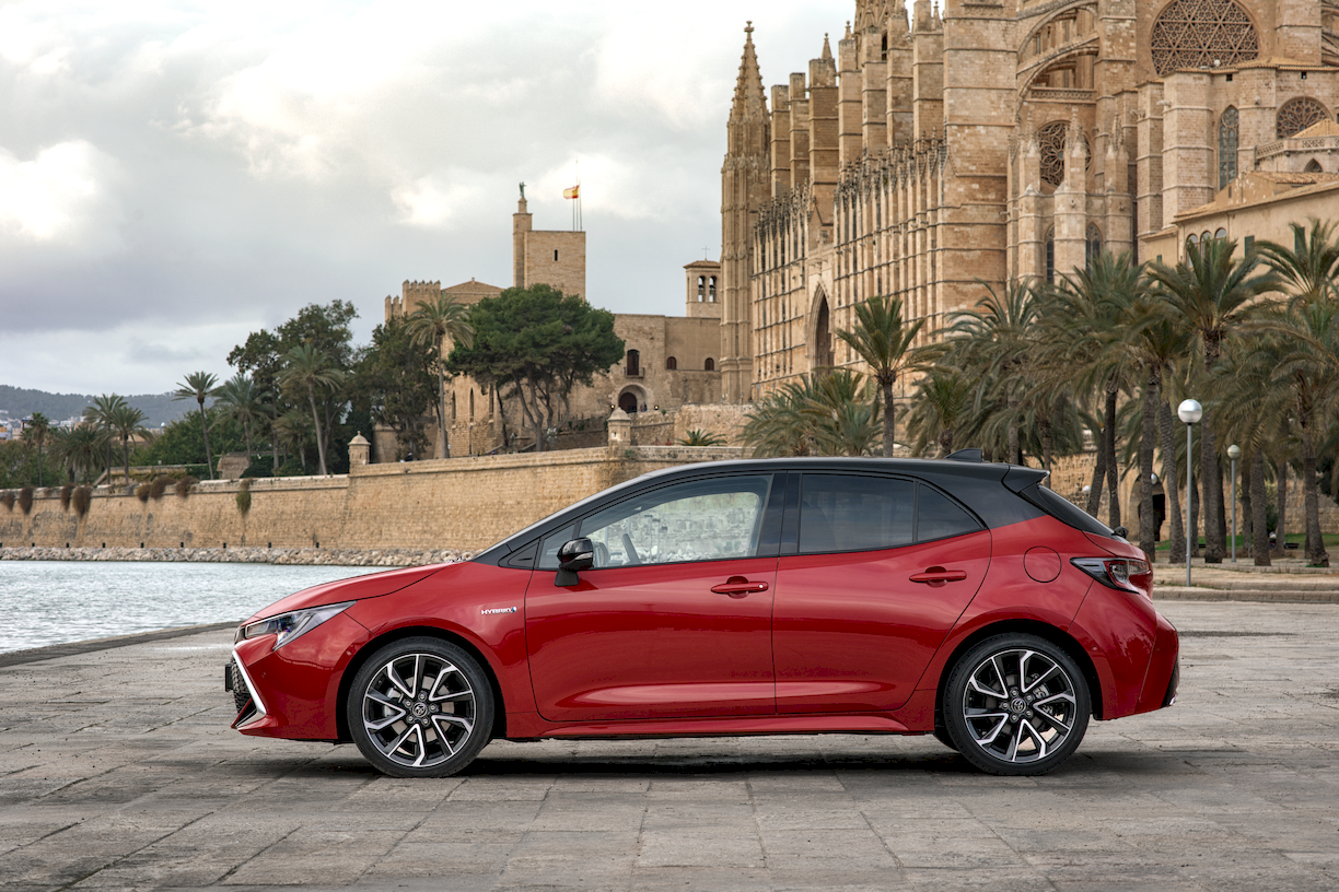 Toyota corolla 140